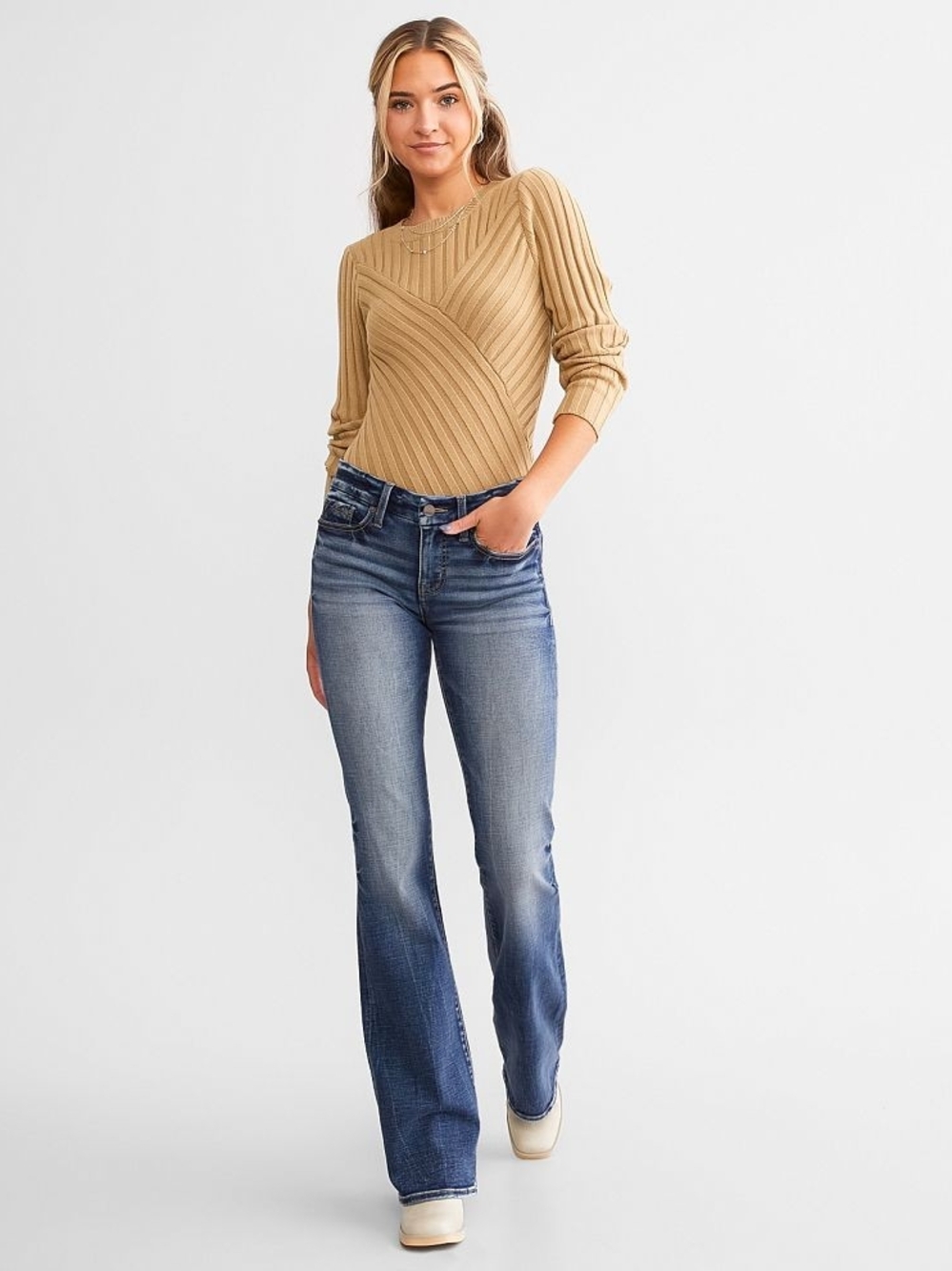Buckle Women's Flare Jeans in Blue Wash